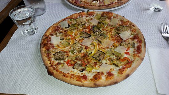 La Pizza Doree