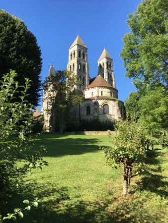 Roseraie de l'Abbaye de Morienval