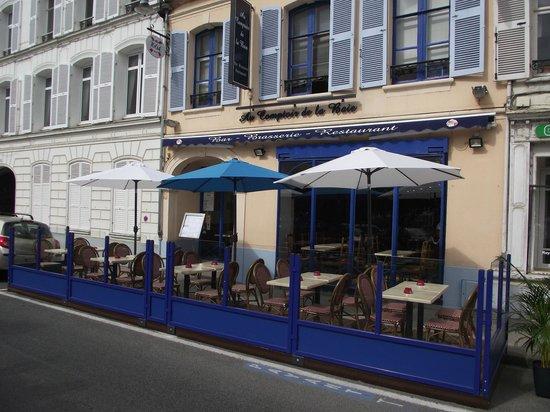 Au comptoir de la baie