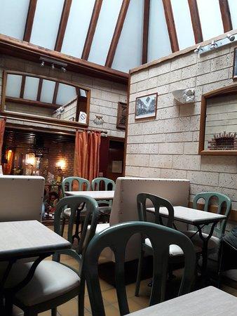 Cafe de la Paix