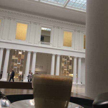Au Beau Cafe