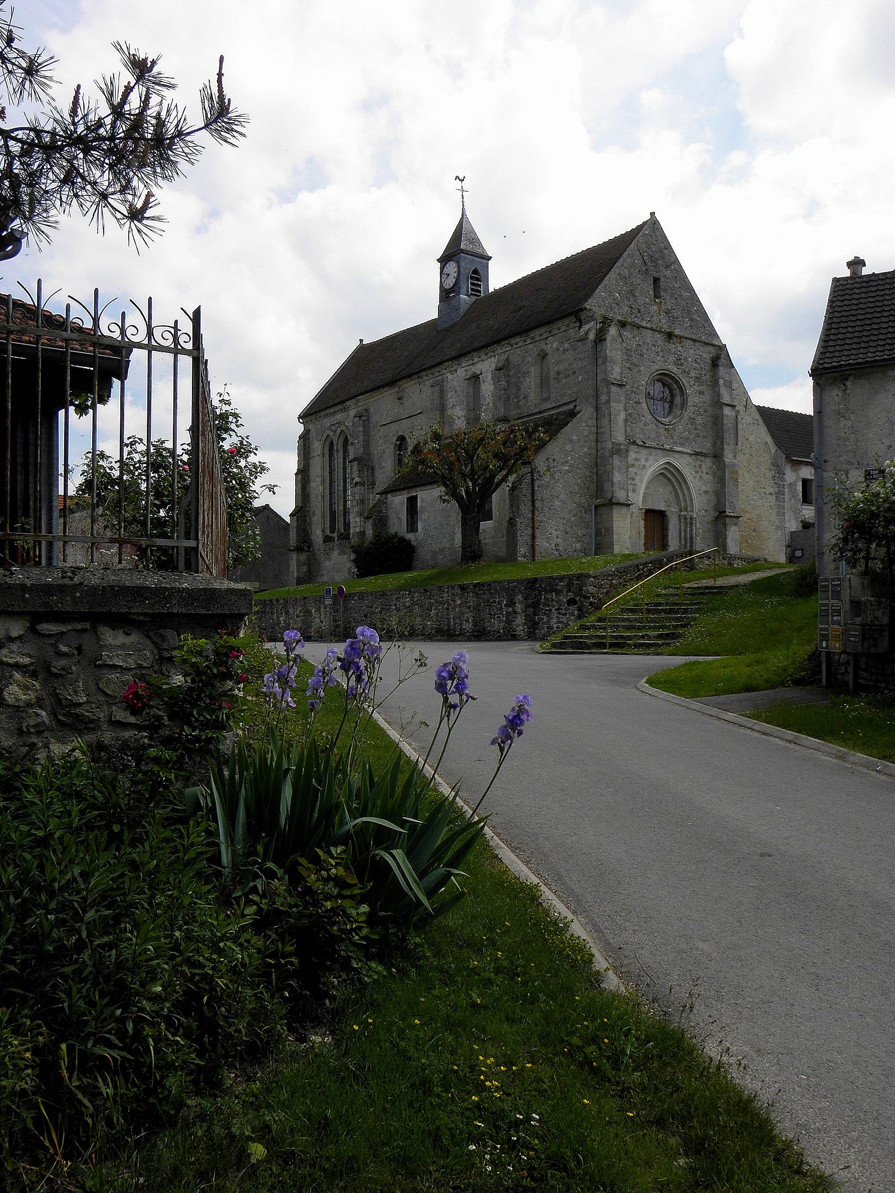 église Saint-Jean-Baptiste de Priez