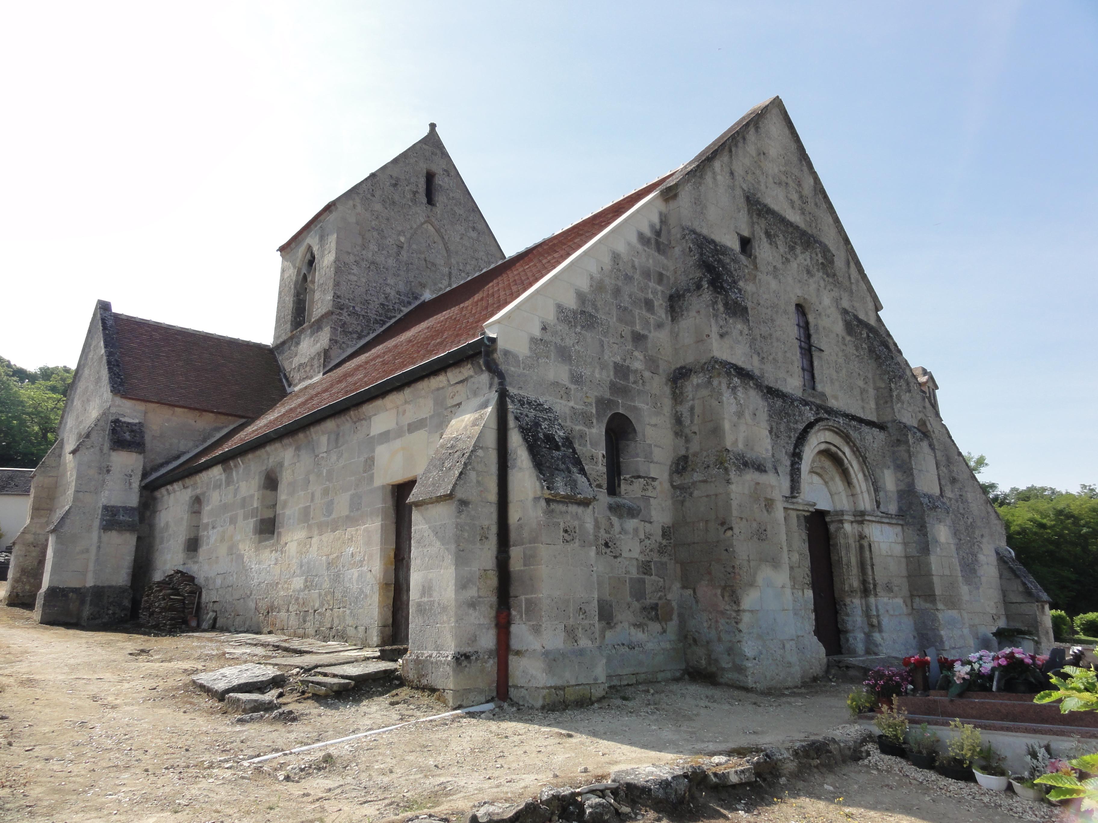 église Saint-Pierre de Brenelle