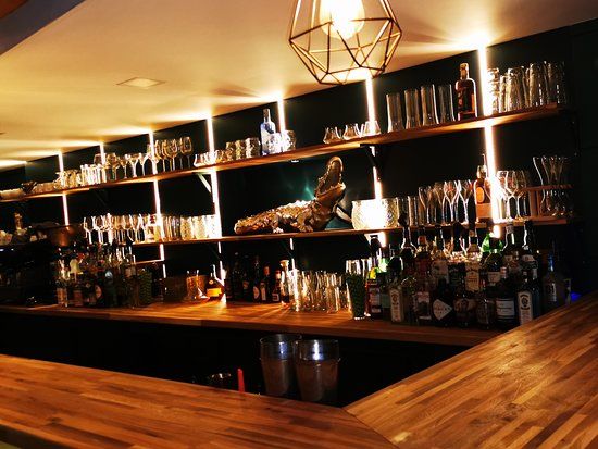 Lounge Bar Le Carré