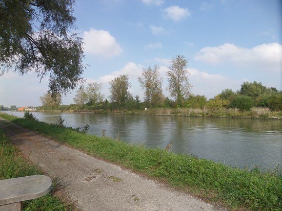 Les Ballastières